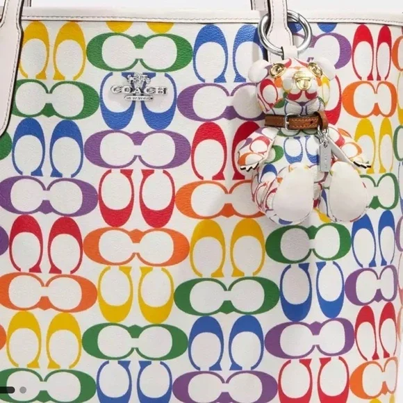 New Coach Bear Bag Charm In Rainbow Signature Canvas - Picture 5 of 5